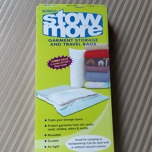 Garment storage and travel bags